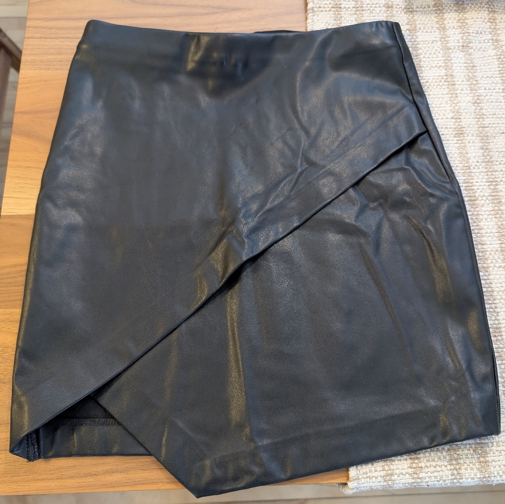 Dynamite faux leather skirt